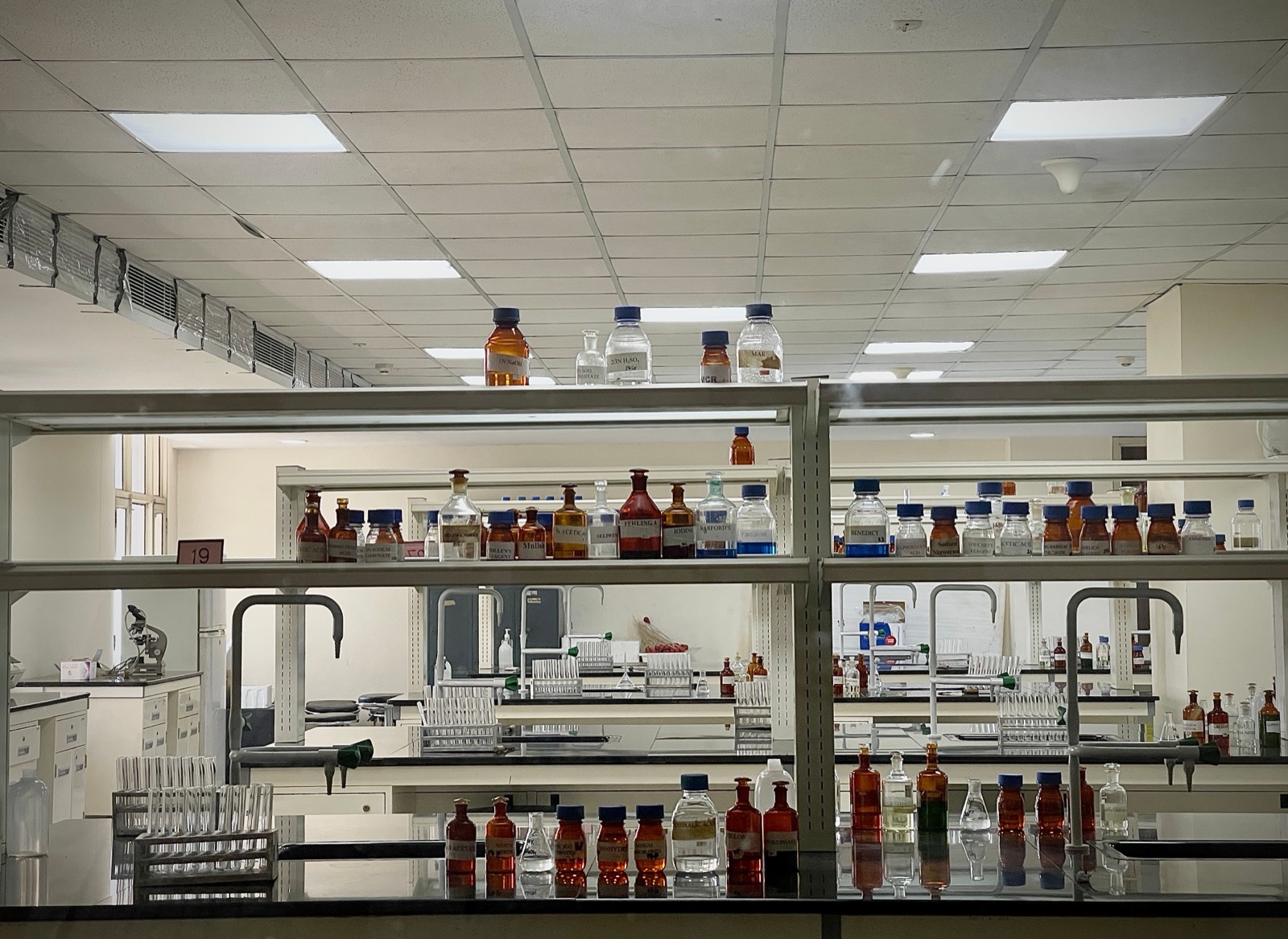 Laboratory Air Quality and VOC Monitoring System